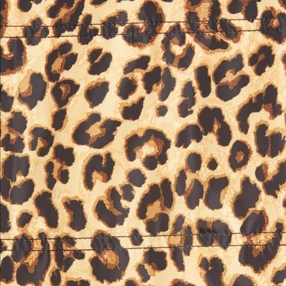 Veronica Beard Snap Front Puffer Vest Brown Leopard - Picture 9 of 10